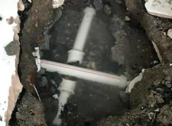 德格阳台漏水维修公司为您分享楼上楼下漏水怎么处理